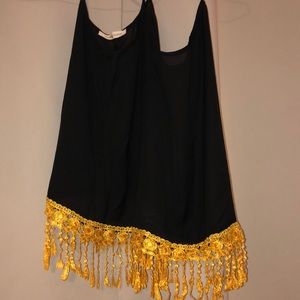 Black and gold croptop